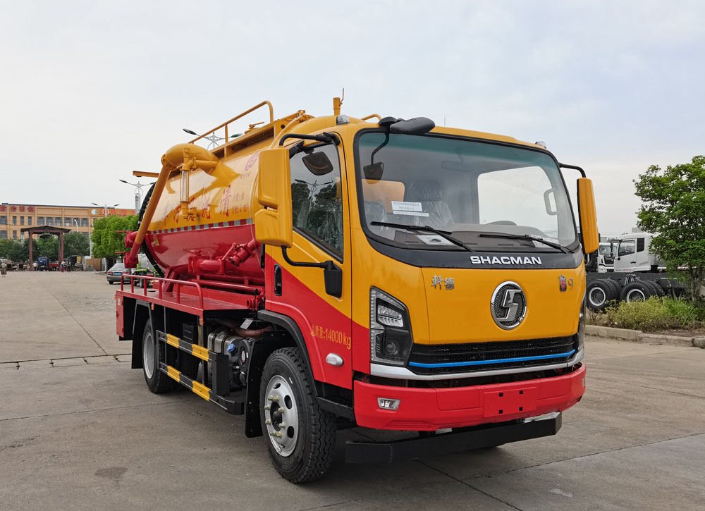 清洗吸污車(chē)，吸污車(chē)，吸污車(chē)廠家，楚勝汽車(chē)集團(tuán)